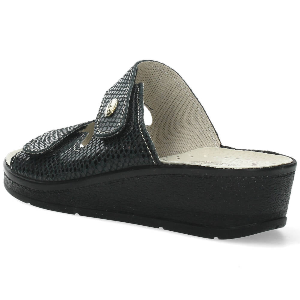 Zwarte slippers