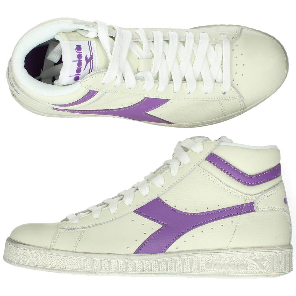 Witte sneakers