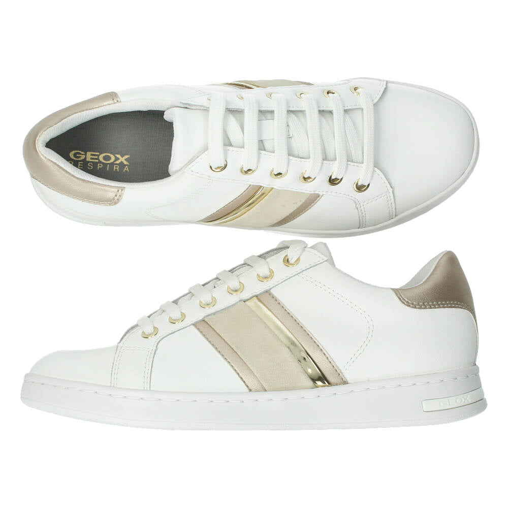 Witte sneakers