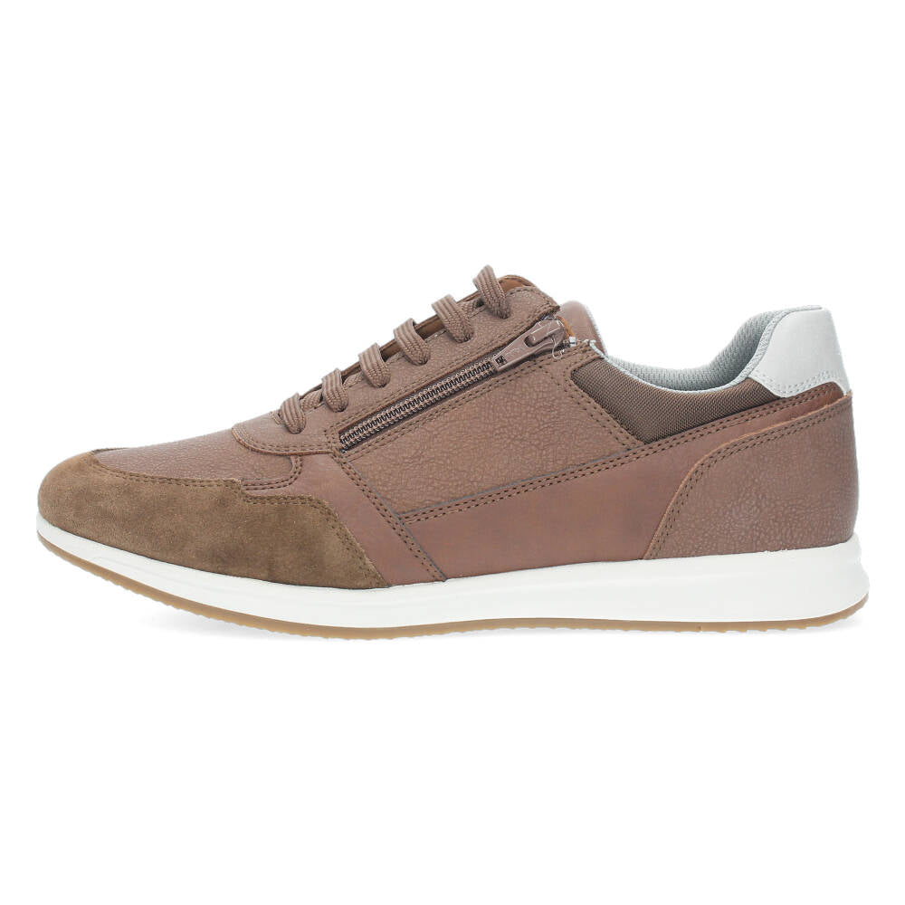 Cognac sneakers