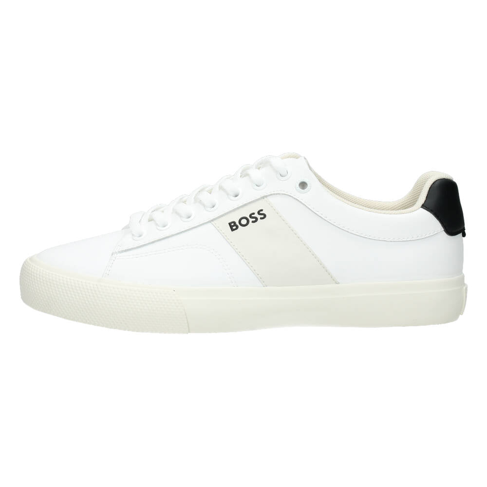 Witte sneakers