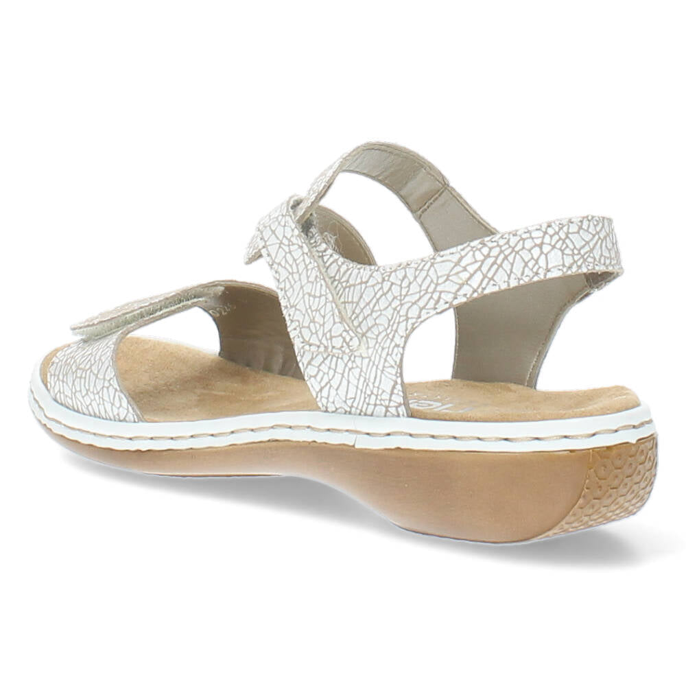 Witte sandalen