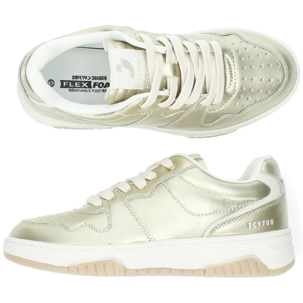 Gouden sneakers