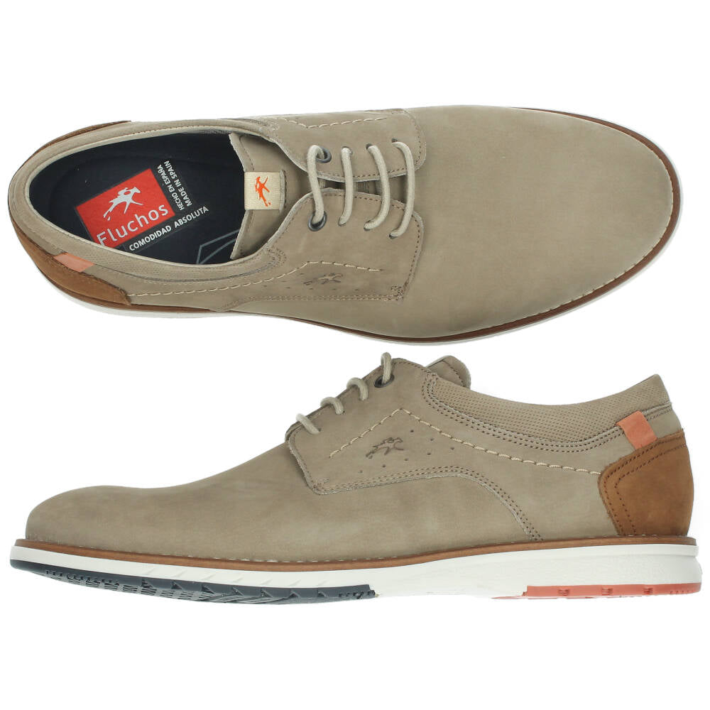 Beige veterschoenen
