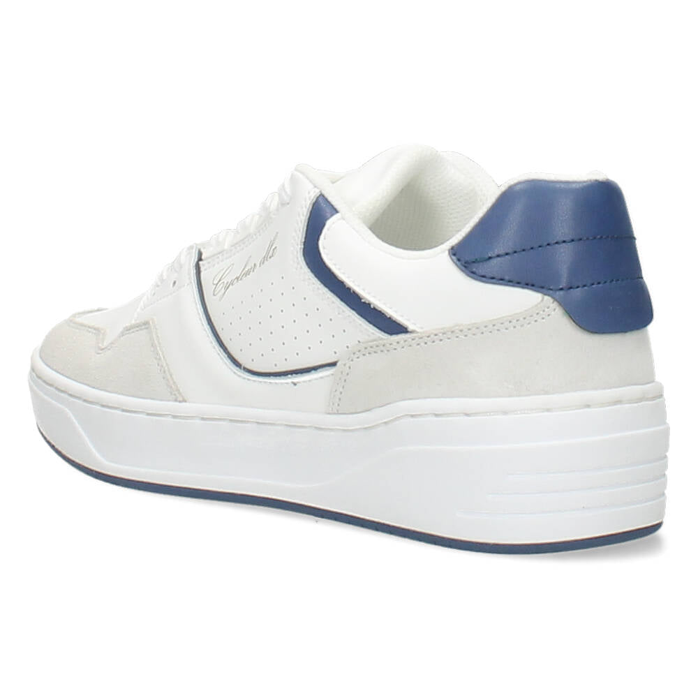 Witte sneakers