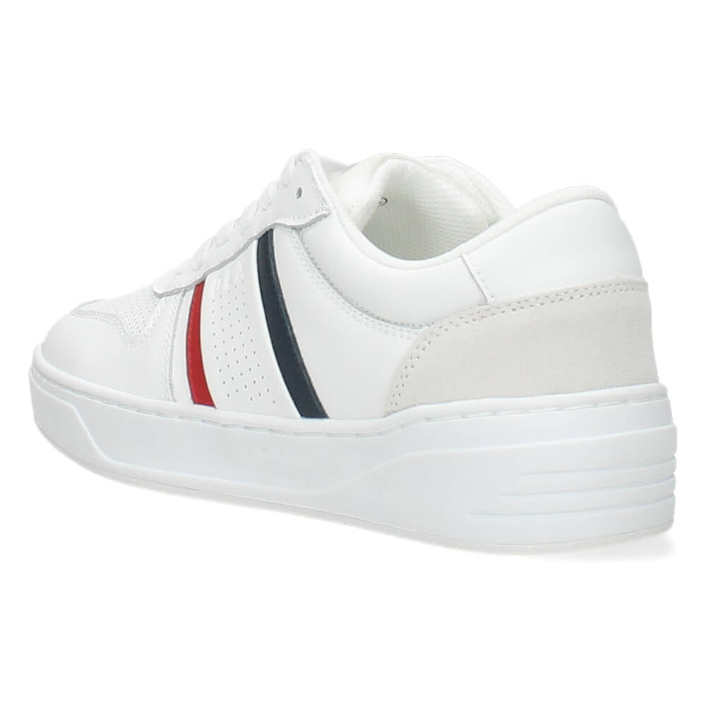 Witte sneakers
