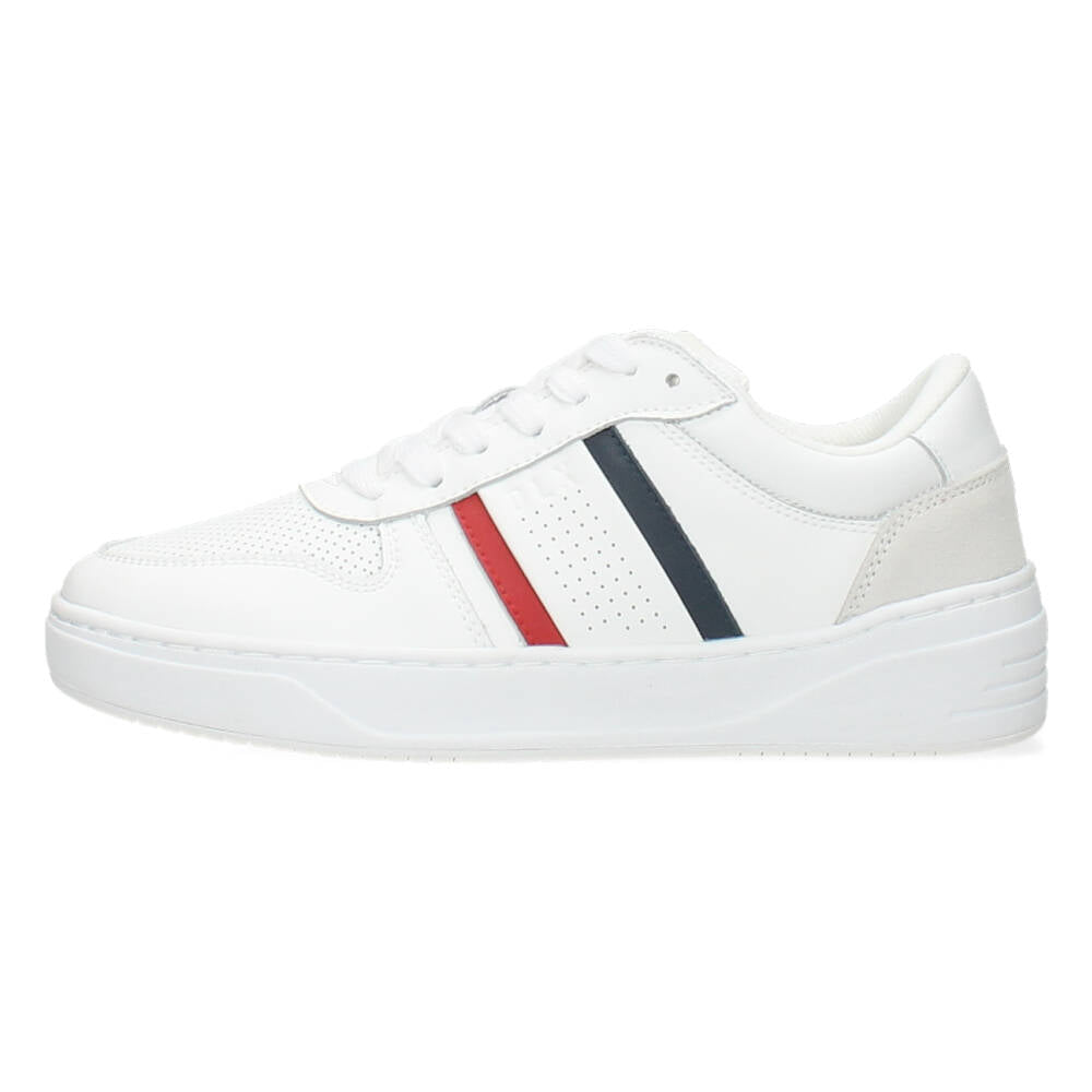 Witte sneakers