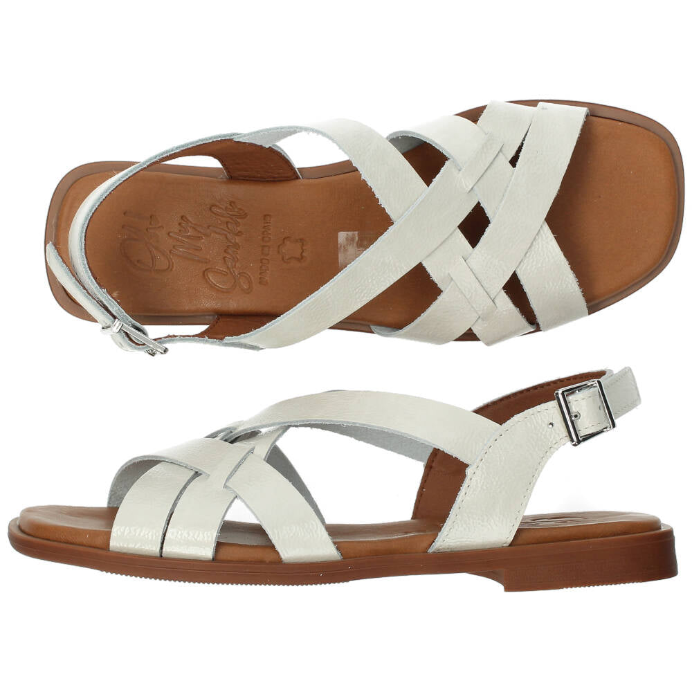 Witte sandalen