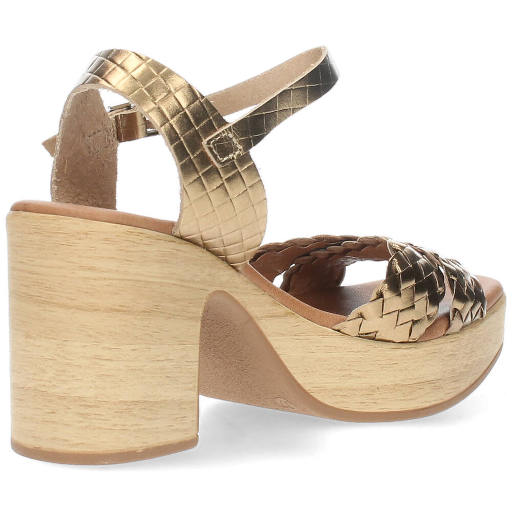 Bronzen sandalen