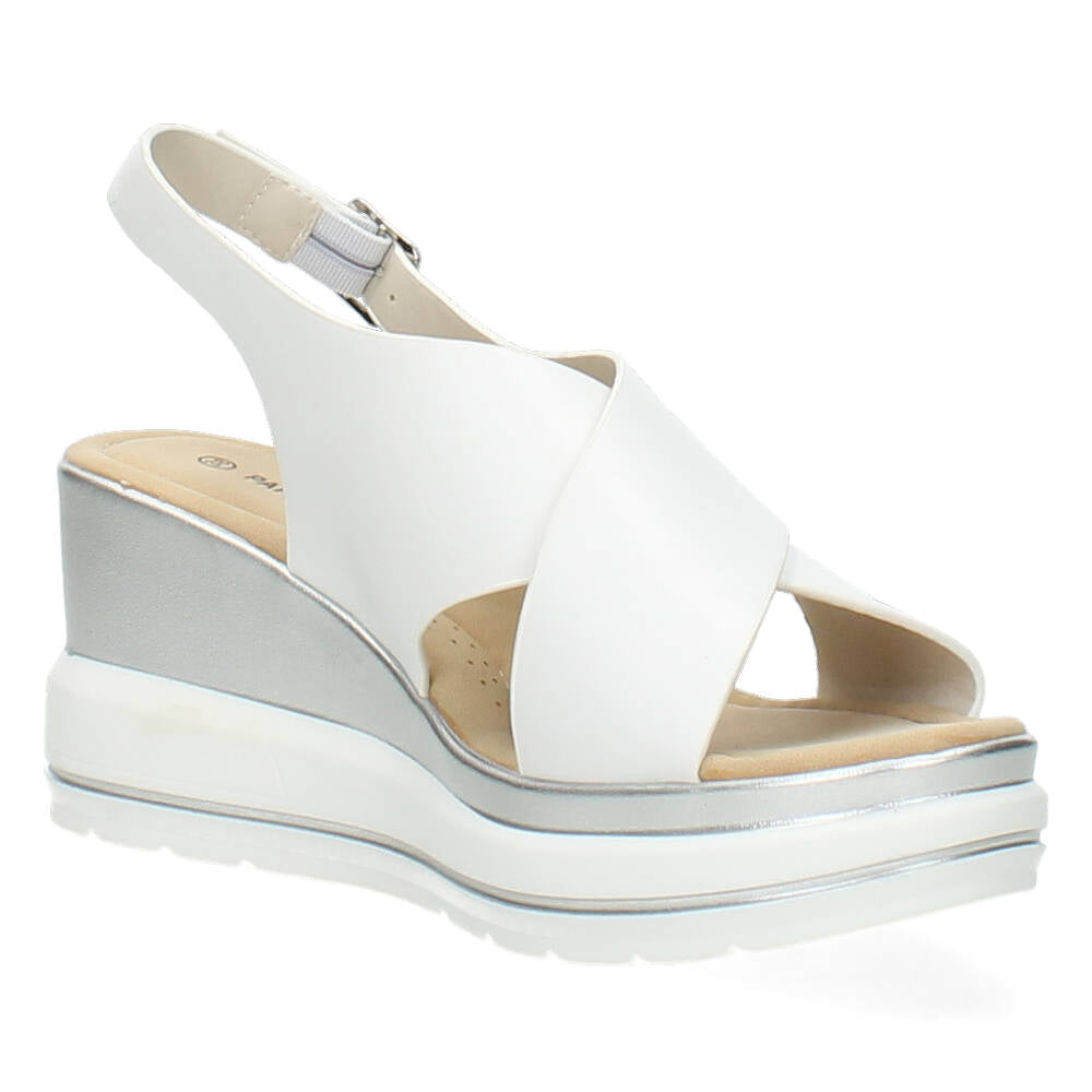 Witte sandalen