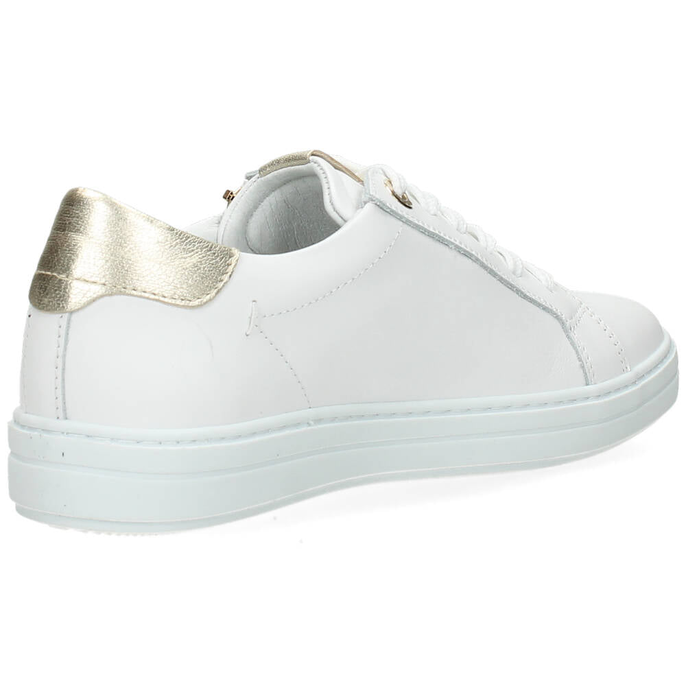 Witte sneakers