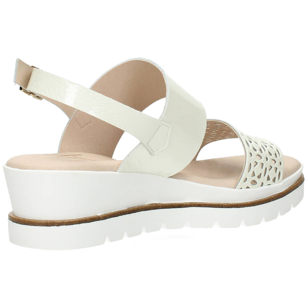 Ecru sandalen