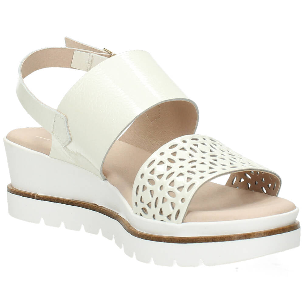 Ecru sandalen