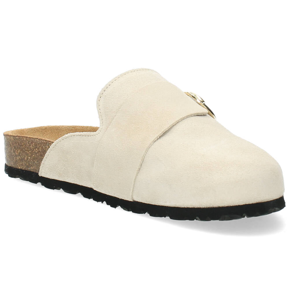 Beige slippers