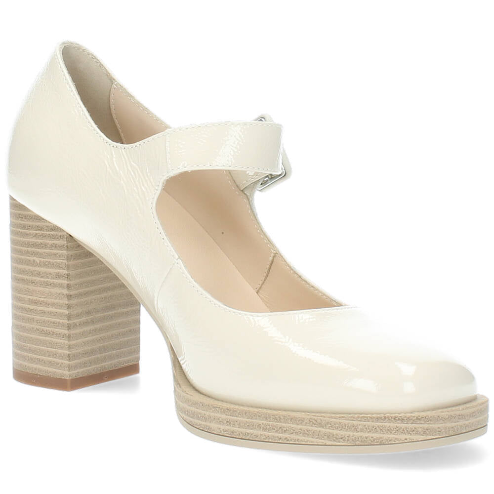 Beige pumps