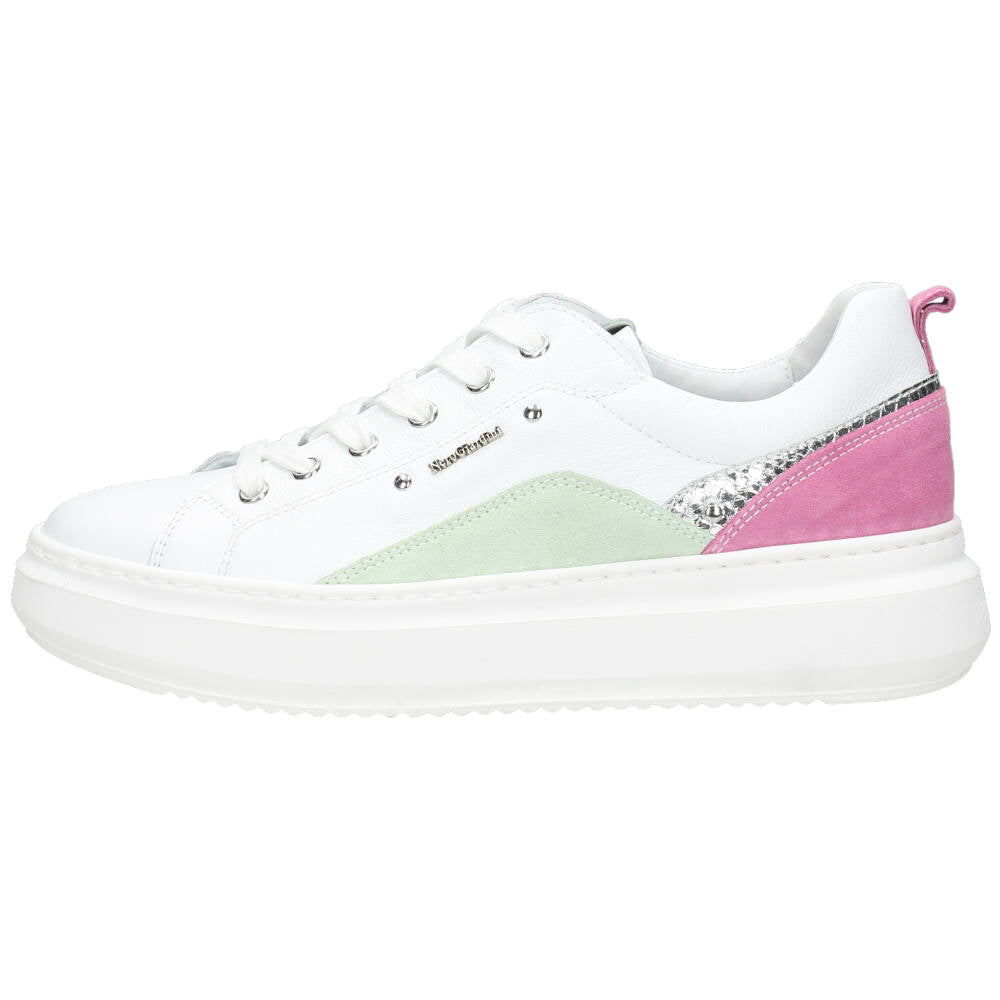 Witte sneakers