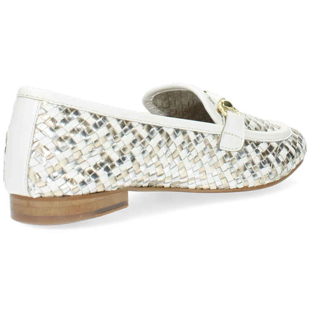 Witte mocassins