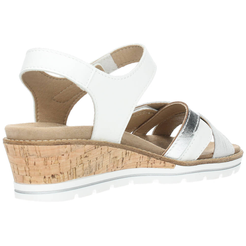 Witte sandalen