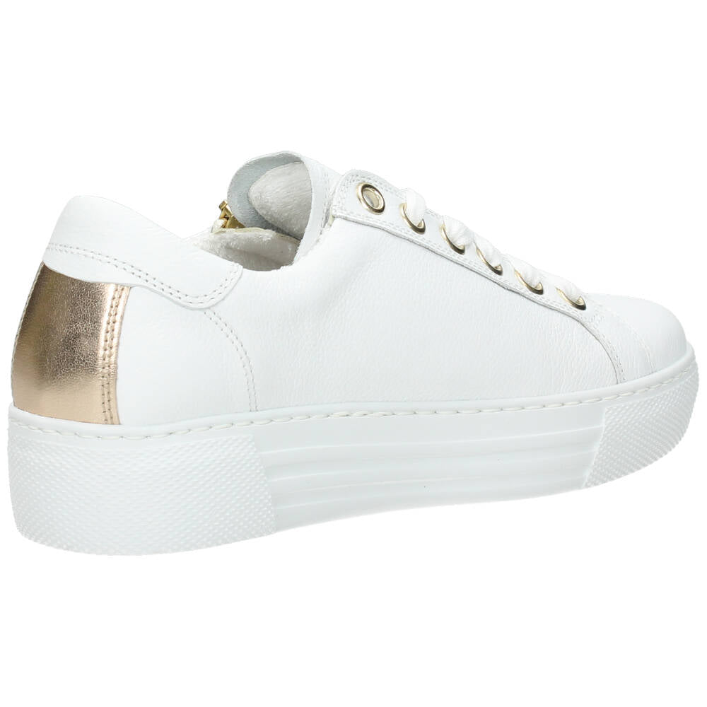Witte sneakers