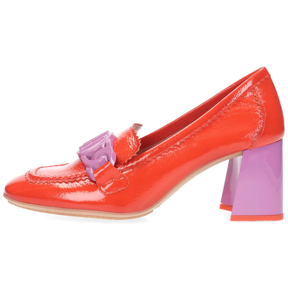 Rode mocassins op hak