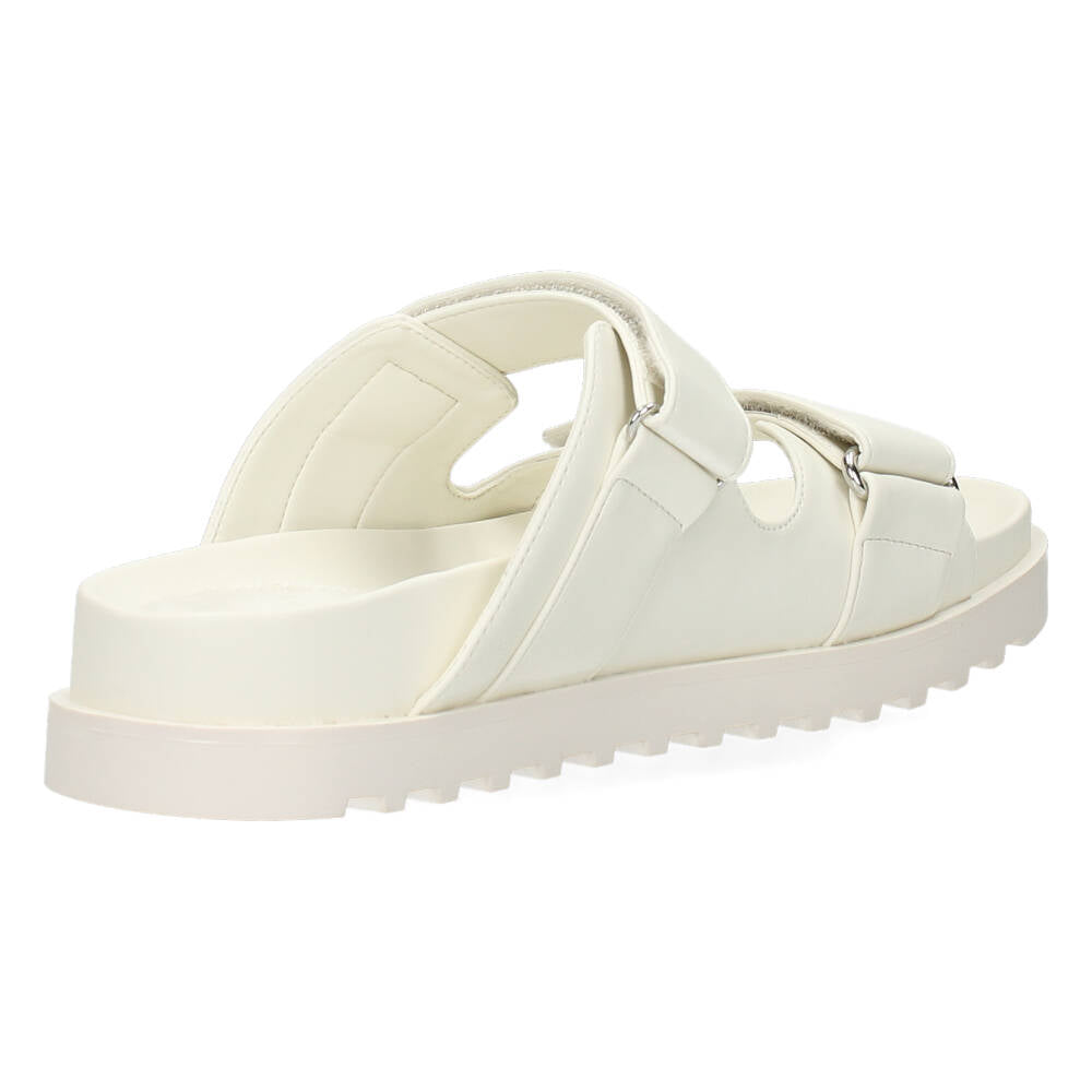 Ecru slippers