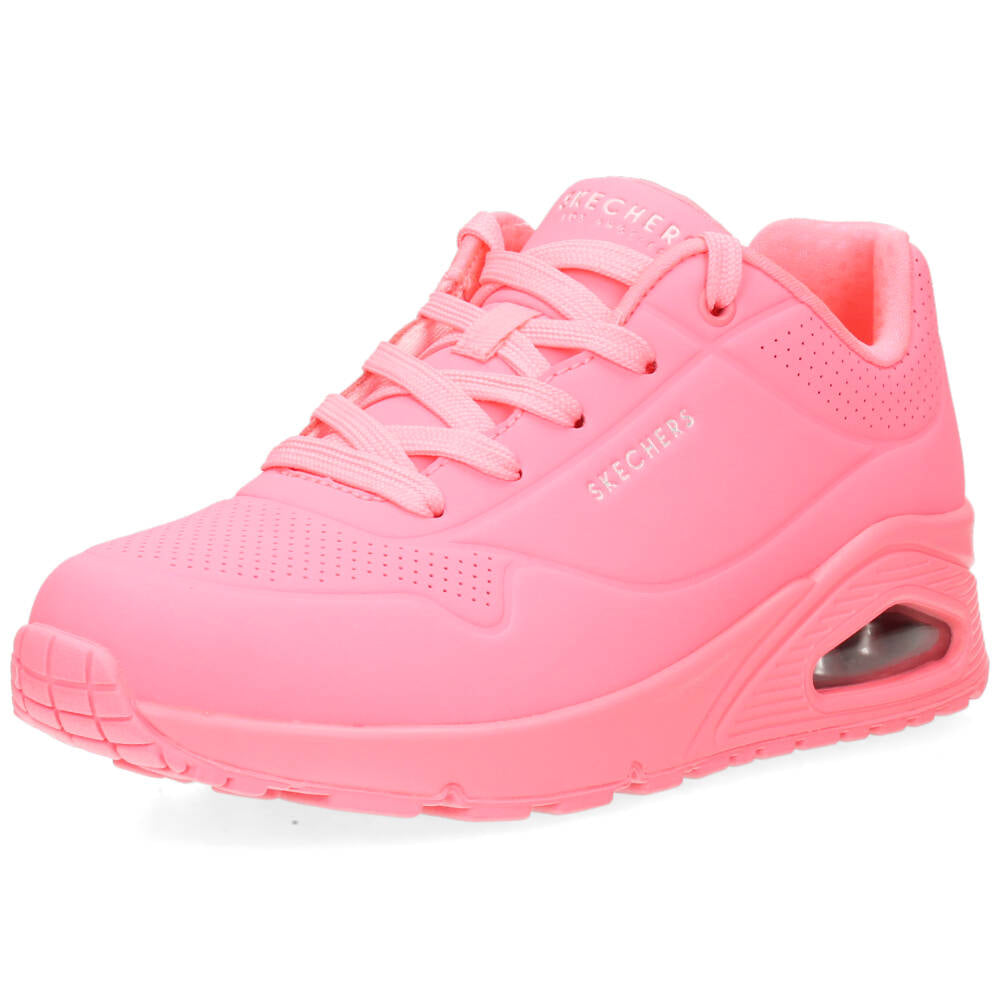 Fluo roze sneakers