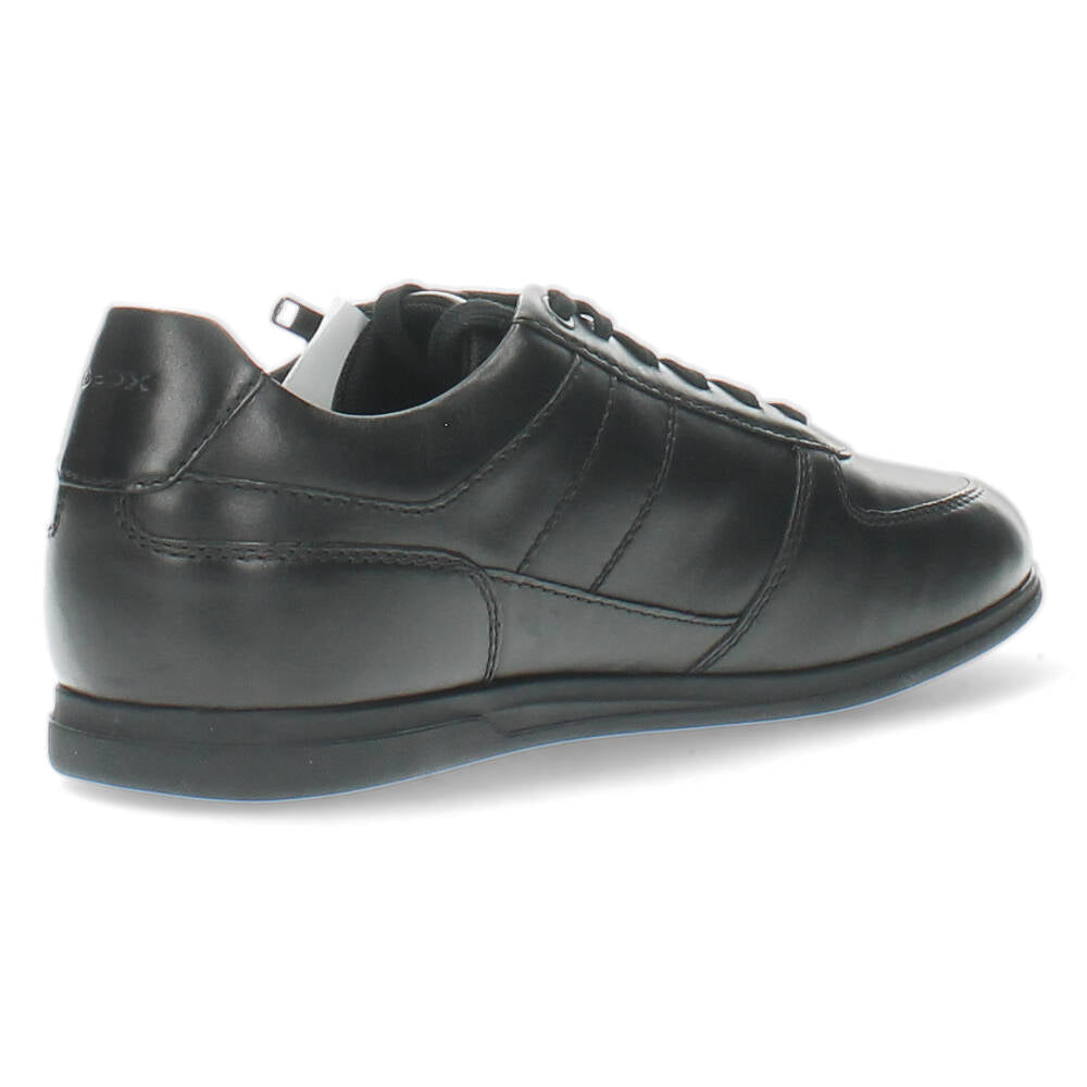 Zwarte veterschoenen