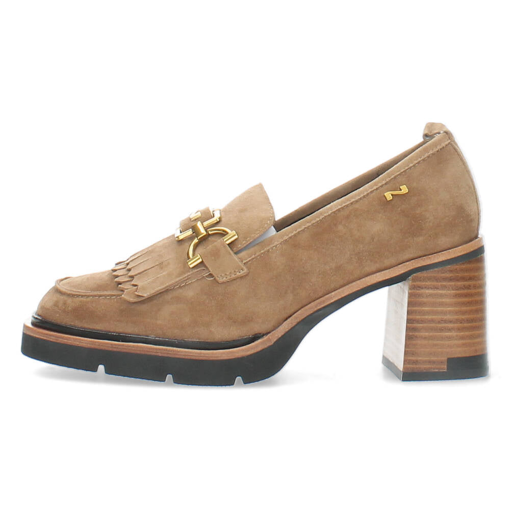 Bruine mocassins op hak