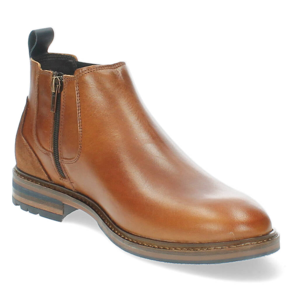 Cognac boots