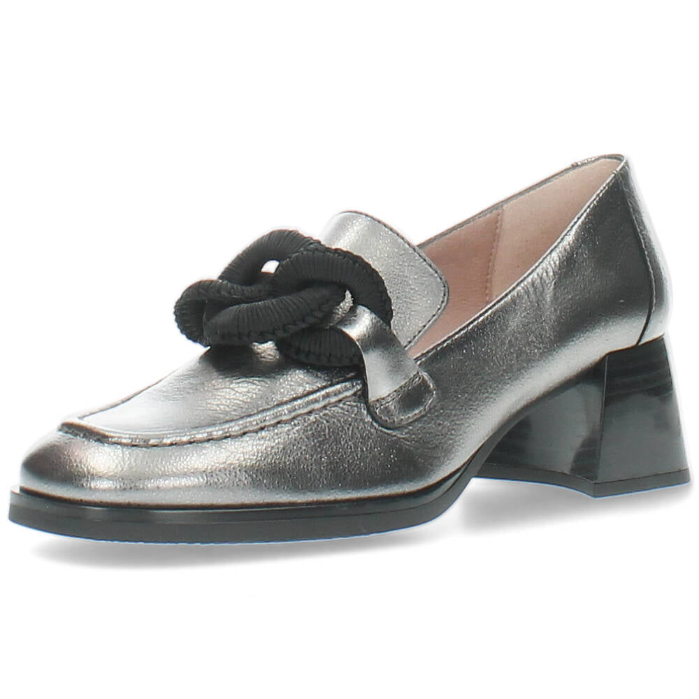 Zilveren mocassins op hak