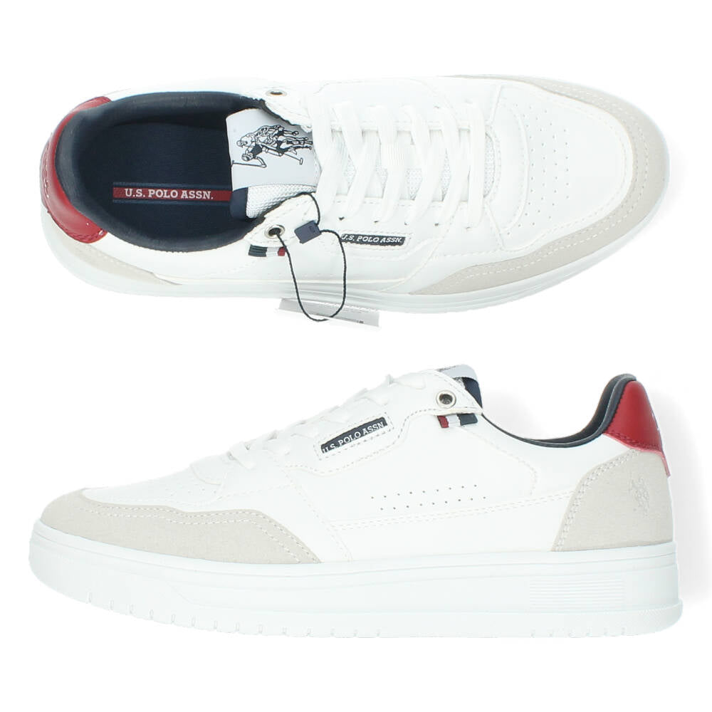 Witte sneakers