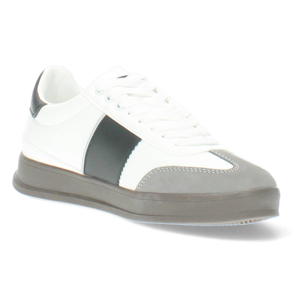 Witte sneakers