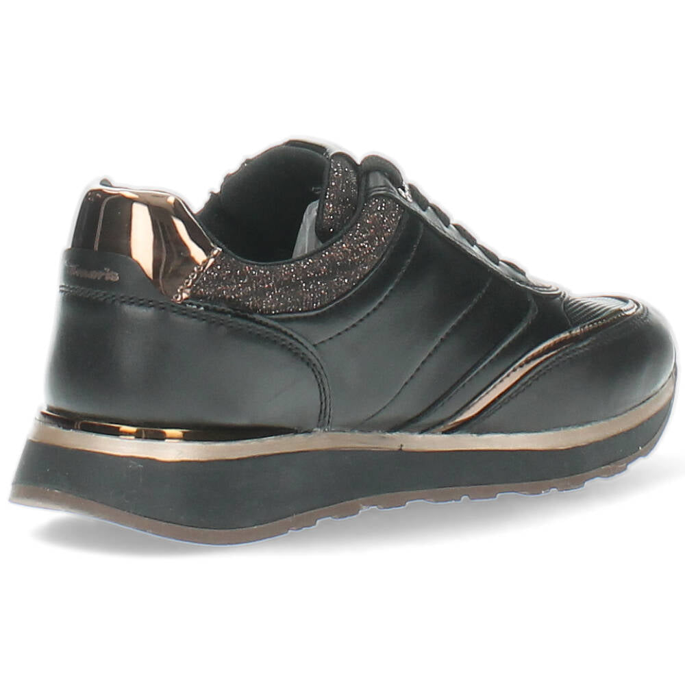Zwarte sneakers