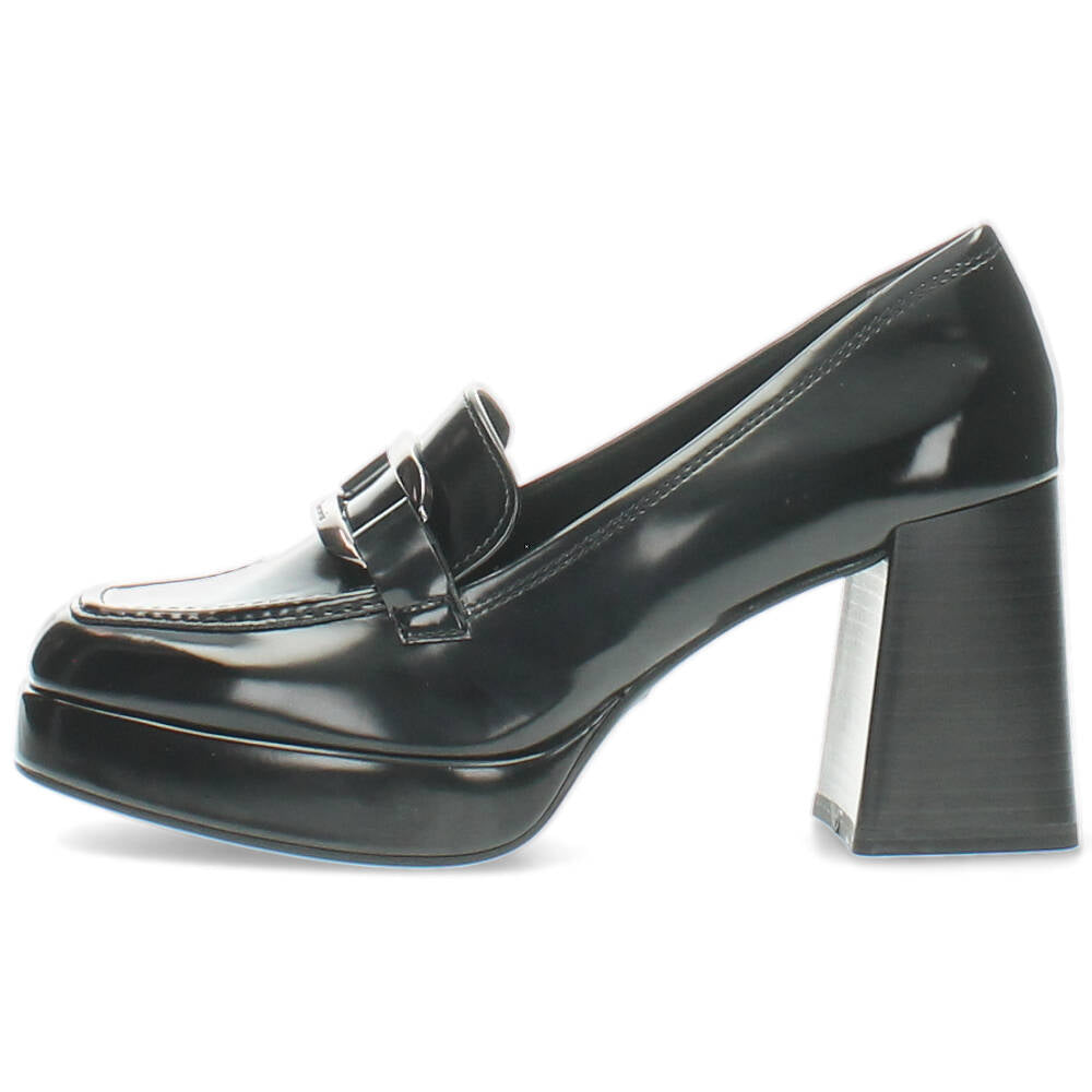 Zwarte mocassins op hak