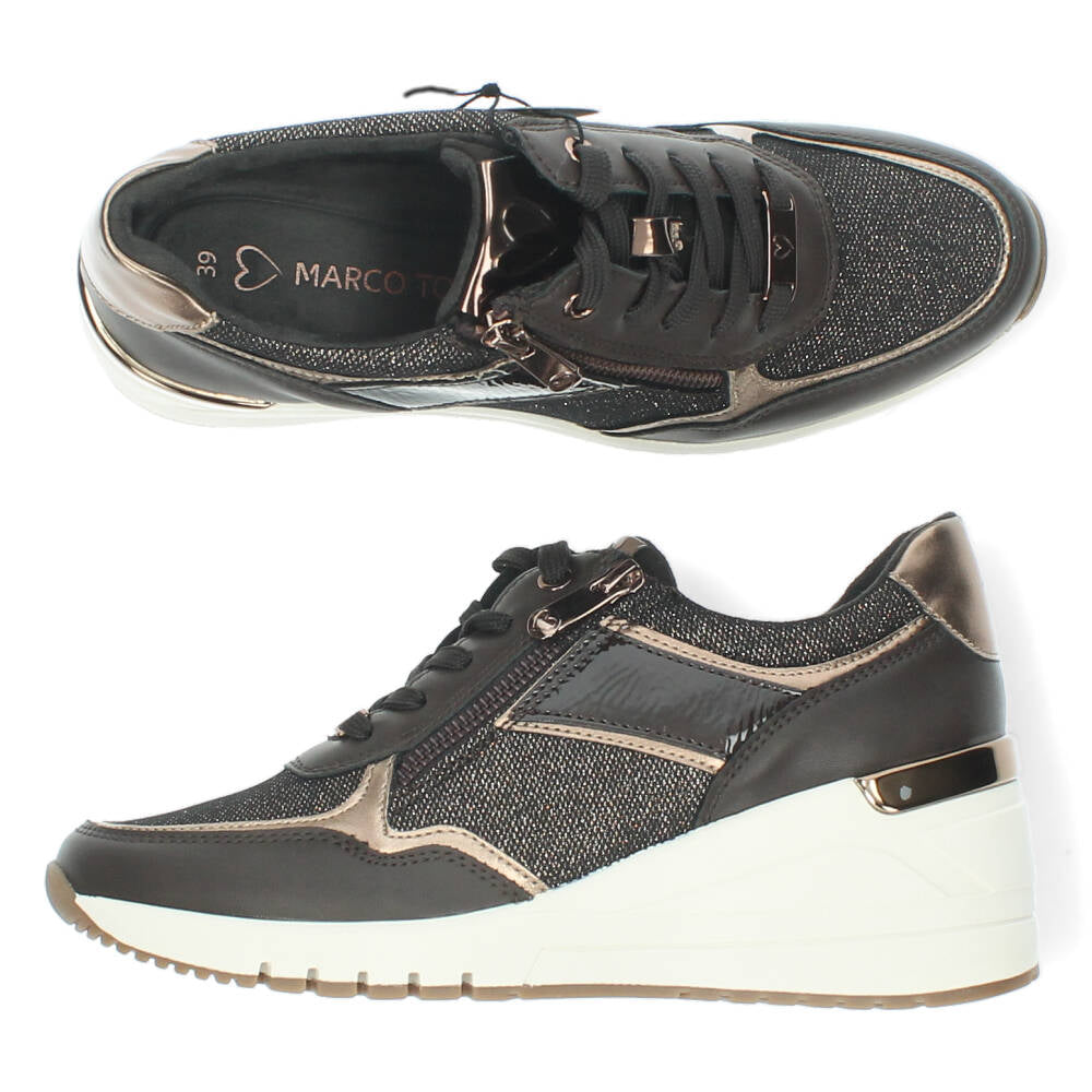 Bruine sneakers