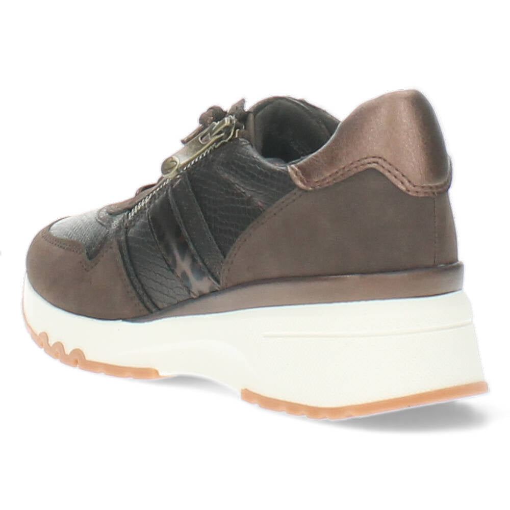 Bruine sneakers