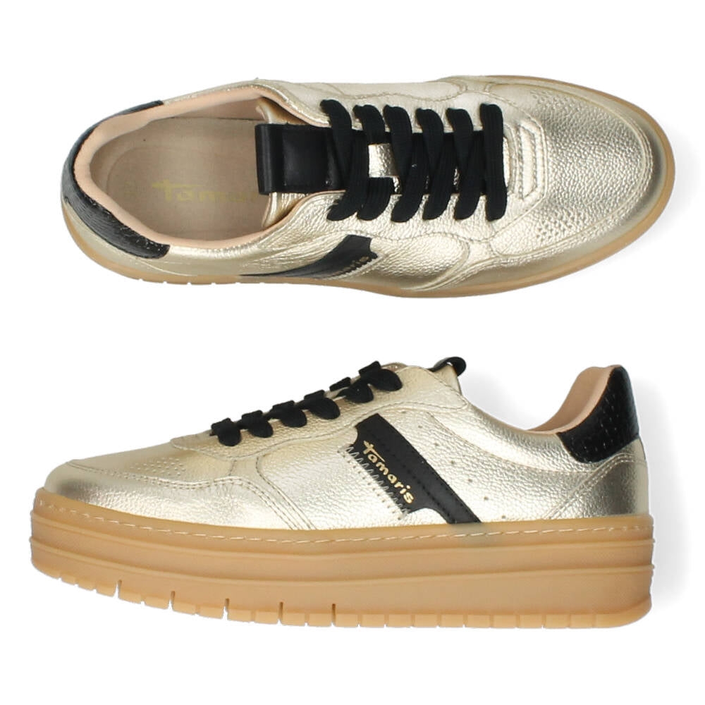 Gouden sneakers