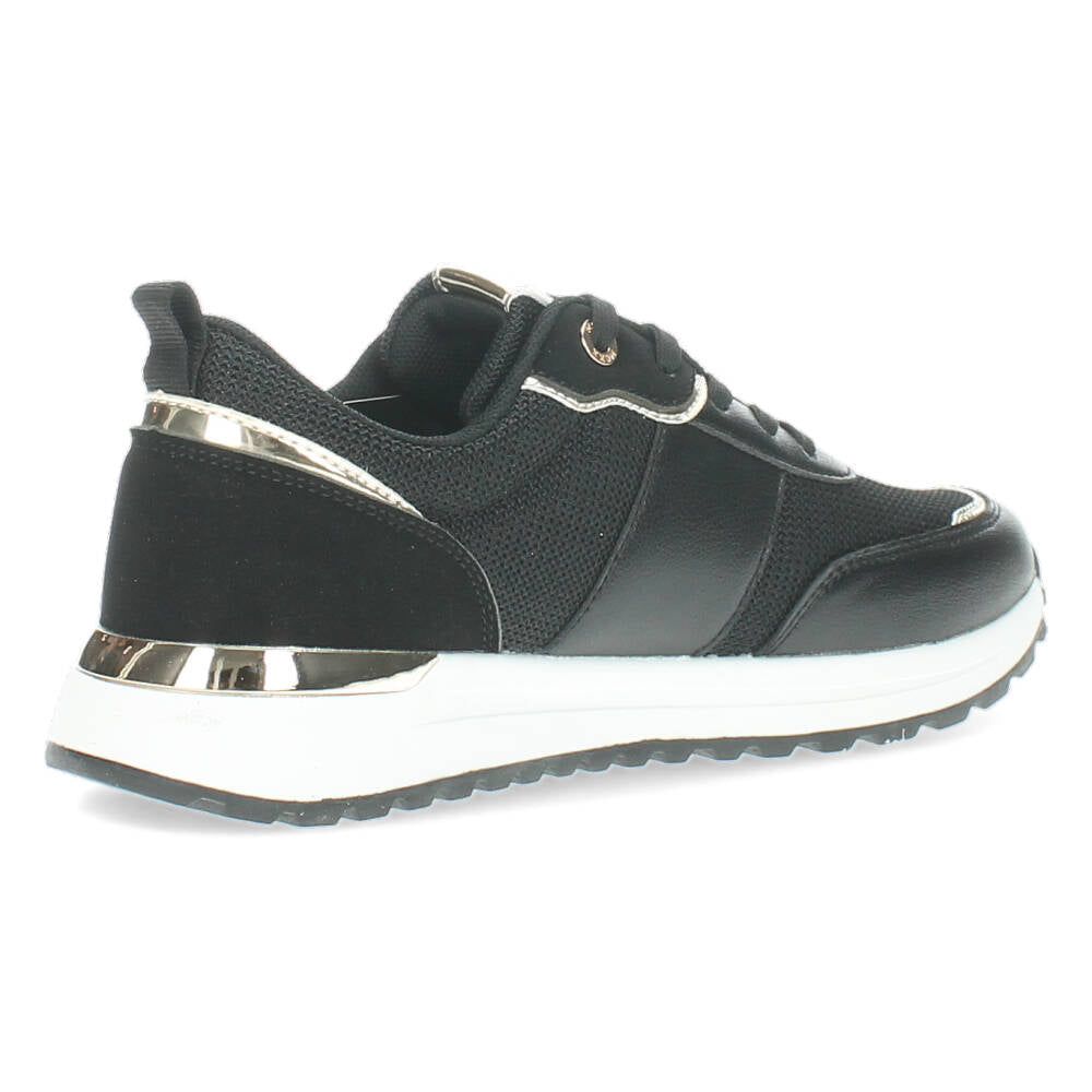 Zwarte sneakers