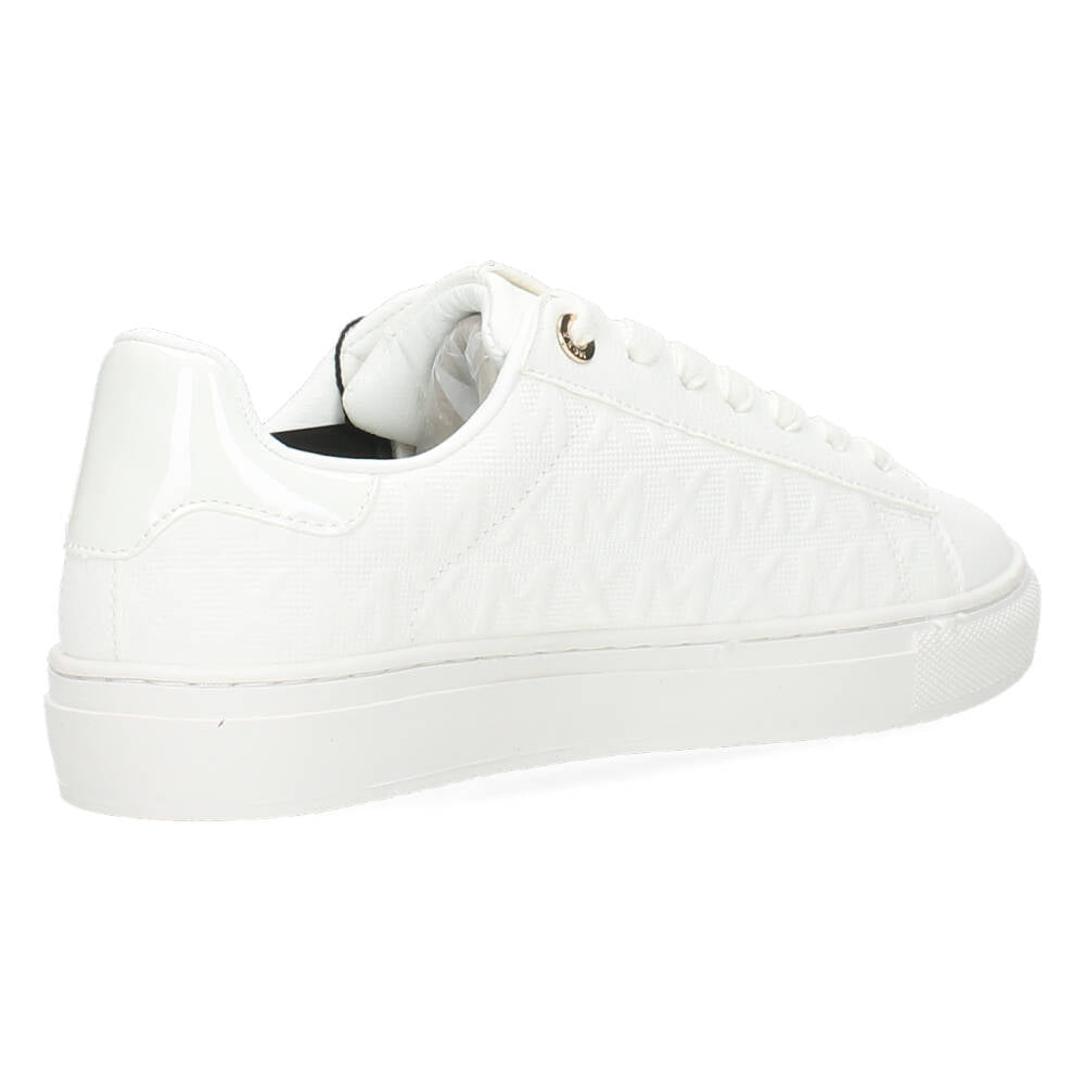 Witte sneakers