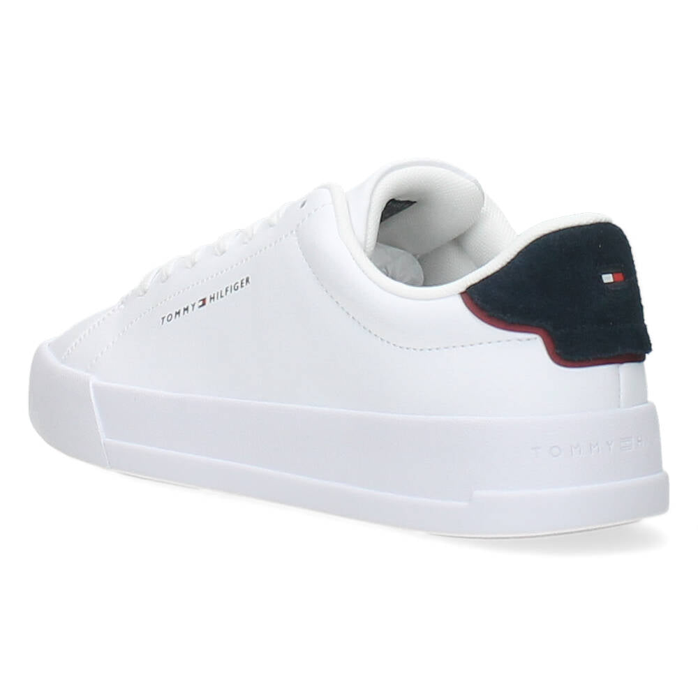 Witte sneakers