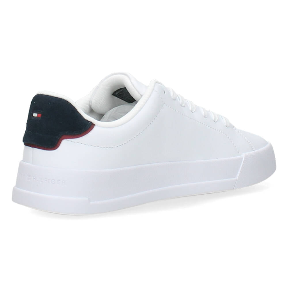 Witte sneakers