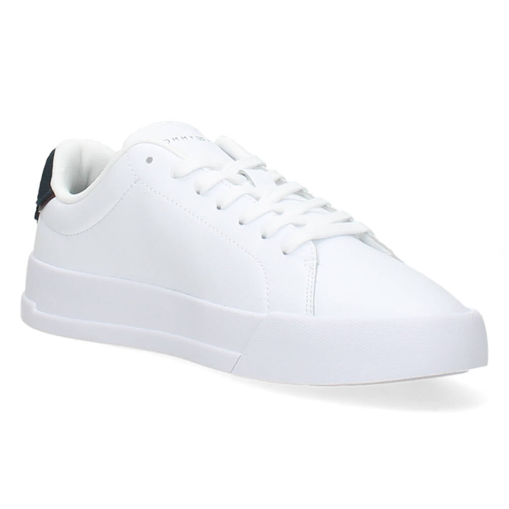 Witte sneakers