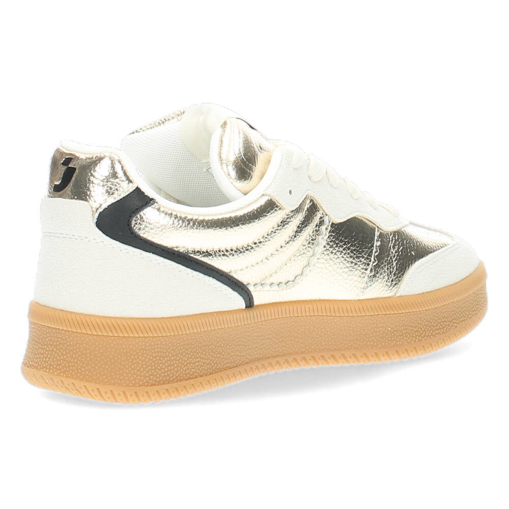 Gouden sneakers