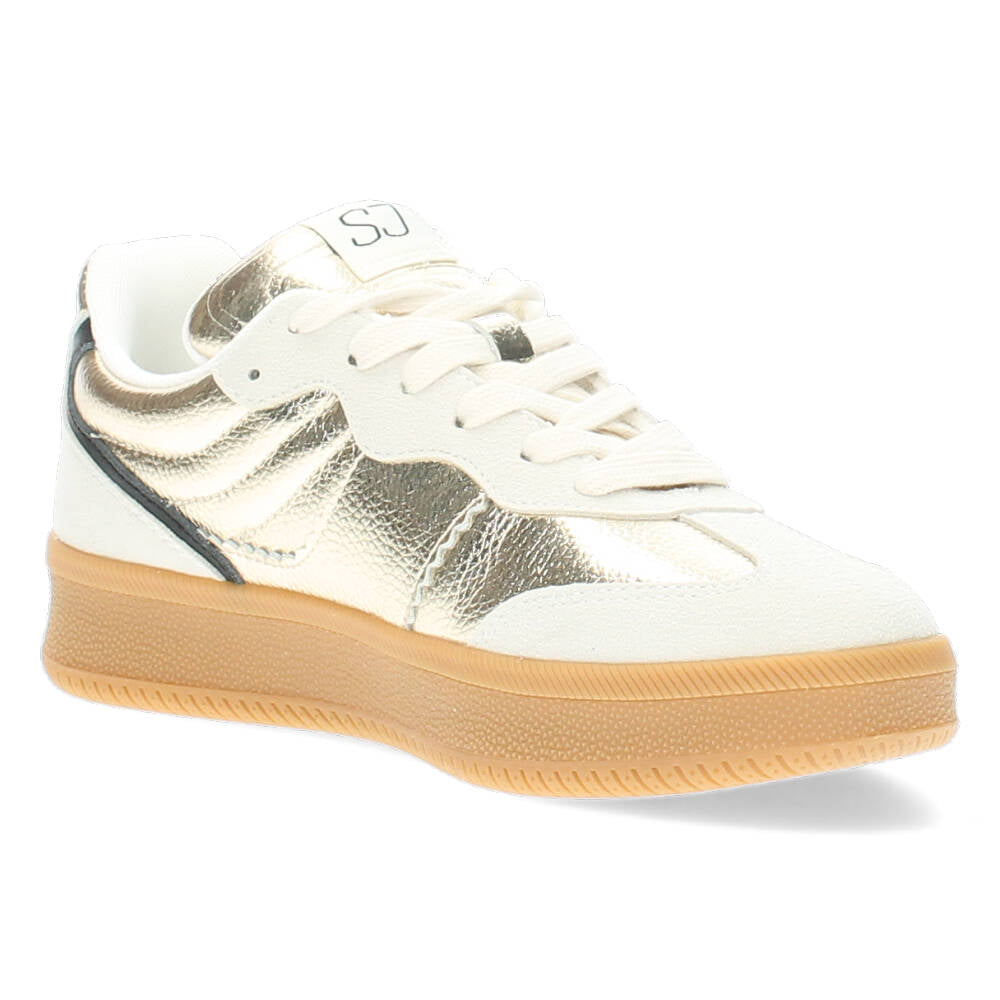Gouden sneakers