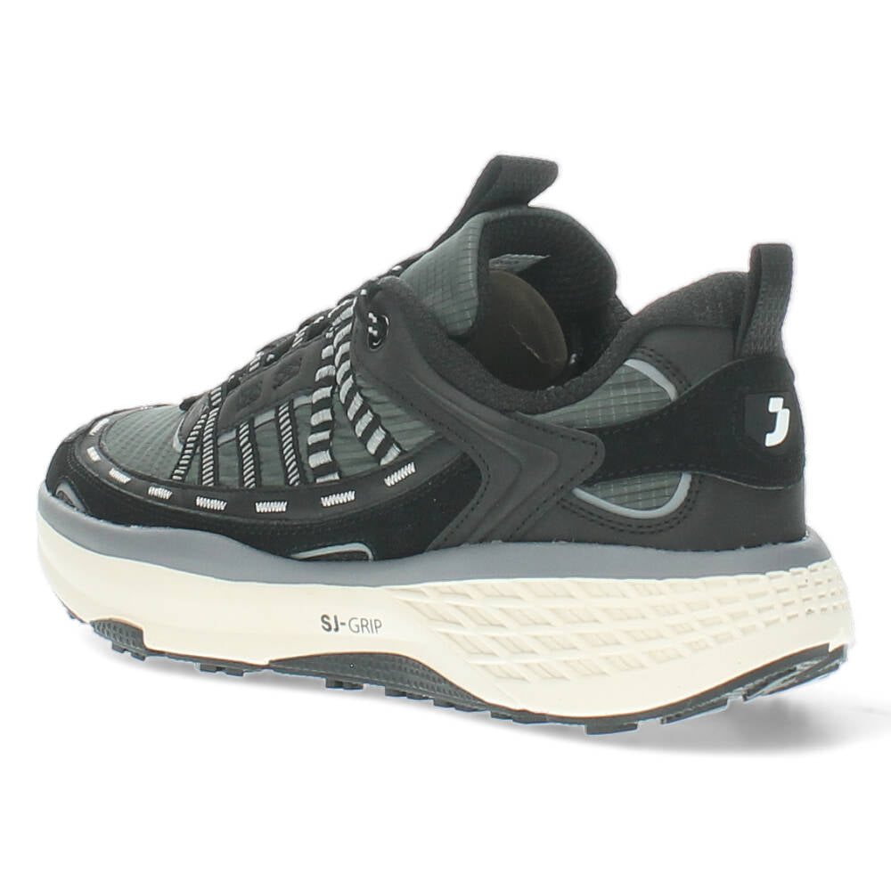 Zwarte sneakers