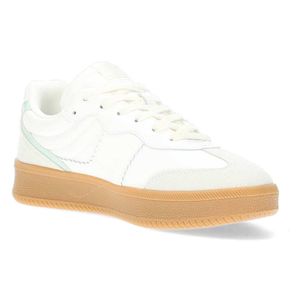 Witte sneakers