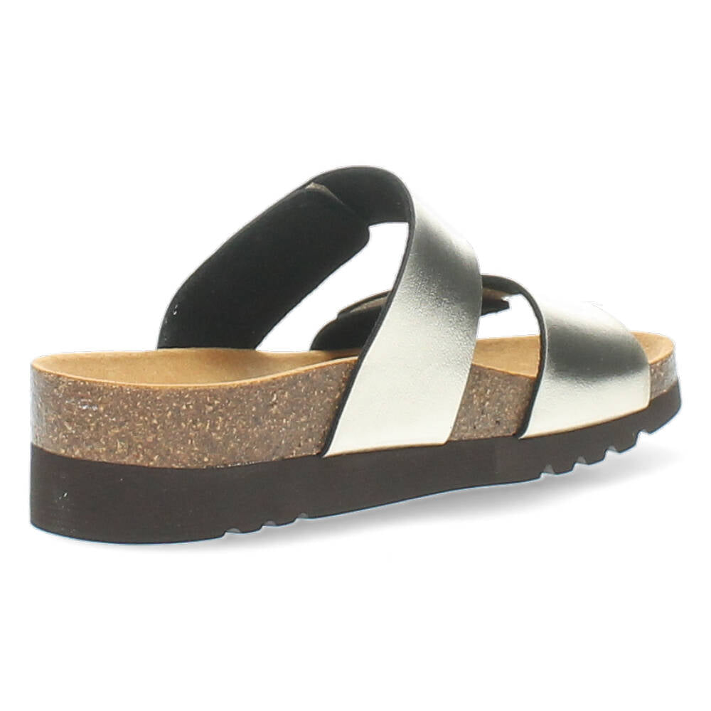 Metallic slippers
