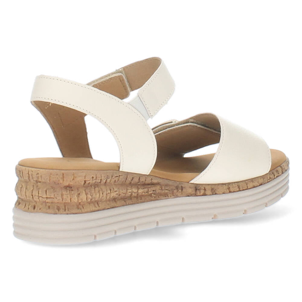 Crème kleurige sandalen