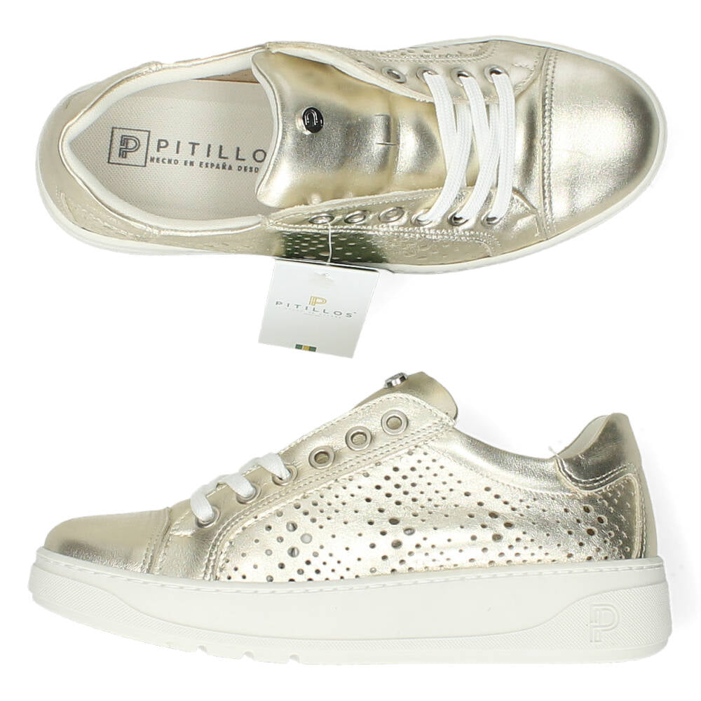 Gouden sneakers