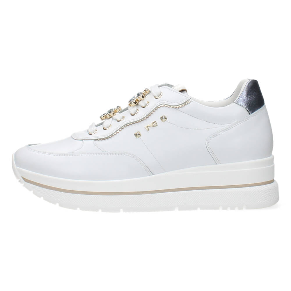 Witte sneakers